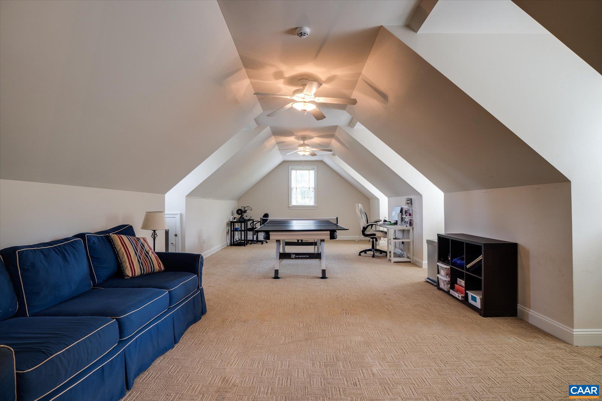 THE ROCKS - Residential