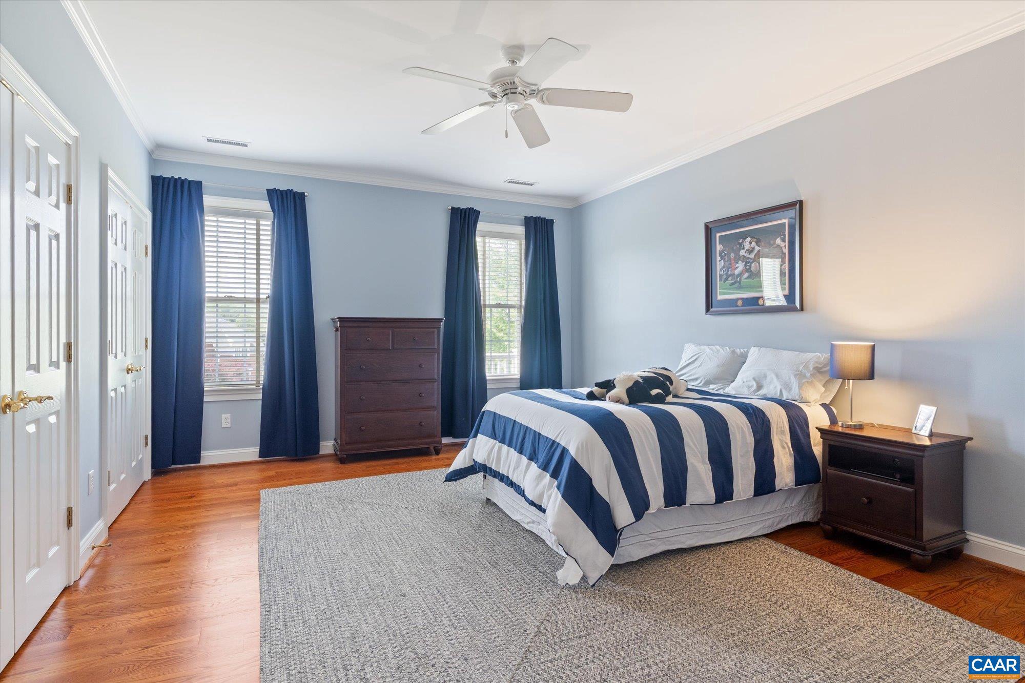 THE ROCKS - Residential