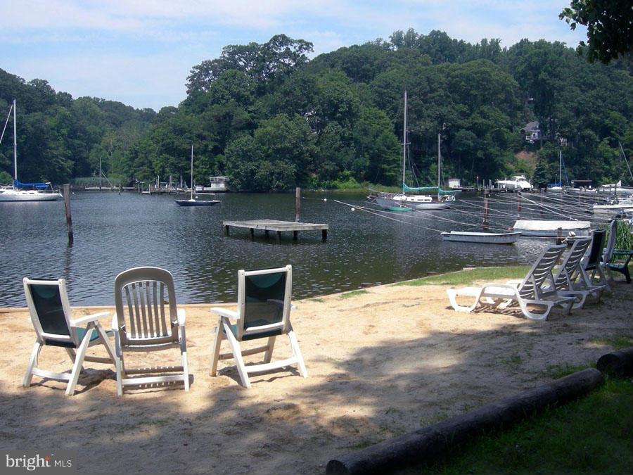 PINES ON THE SEVERN - Residential