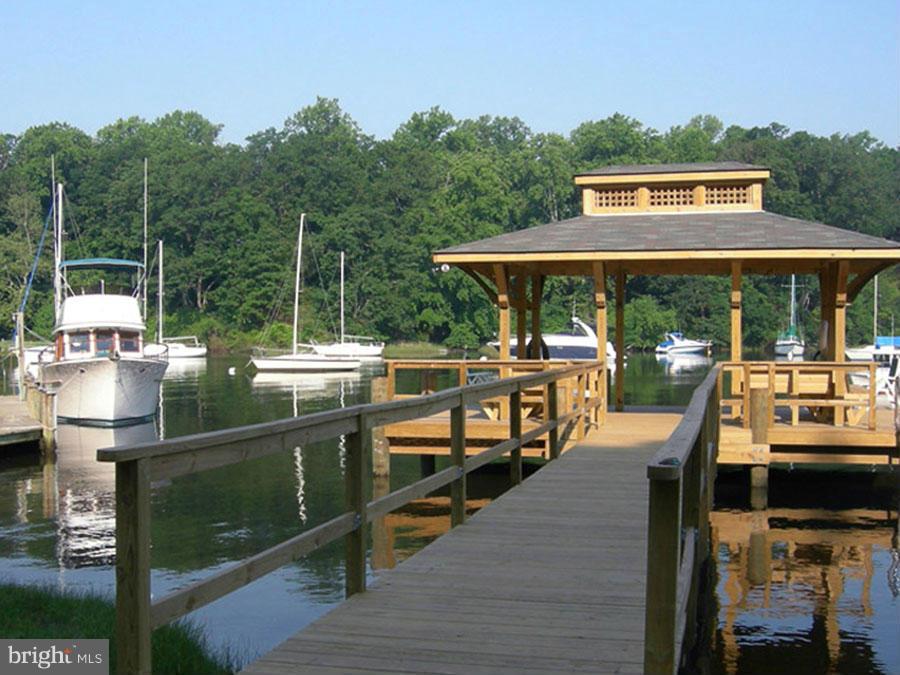 PINES ON THE SEVERN - Residential