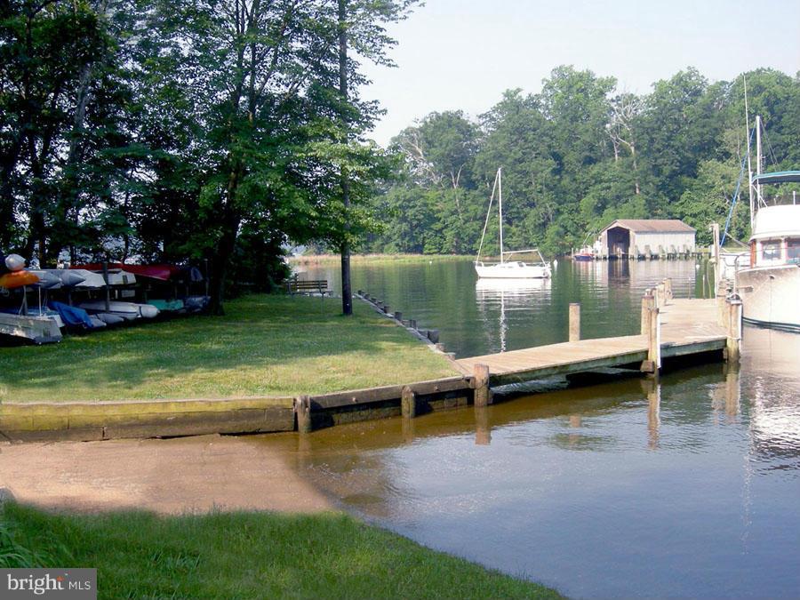 PINES ON THE SEVERN - Residential