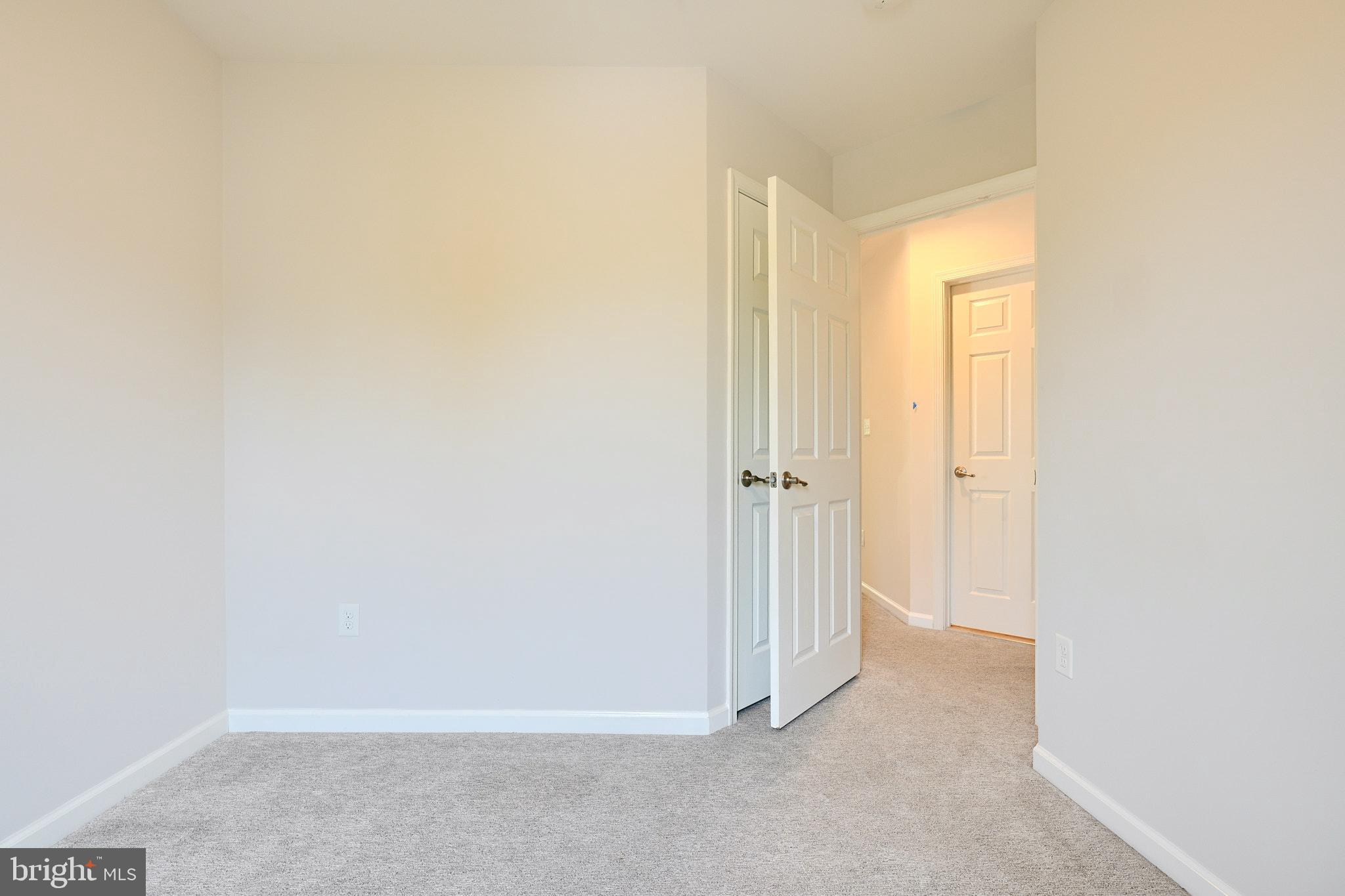 HAMMONDS OVERLOOK - Residential