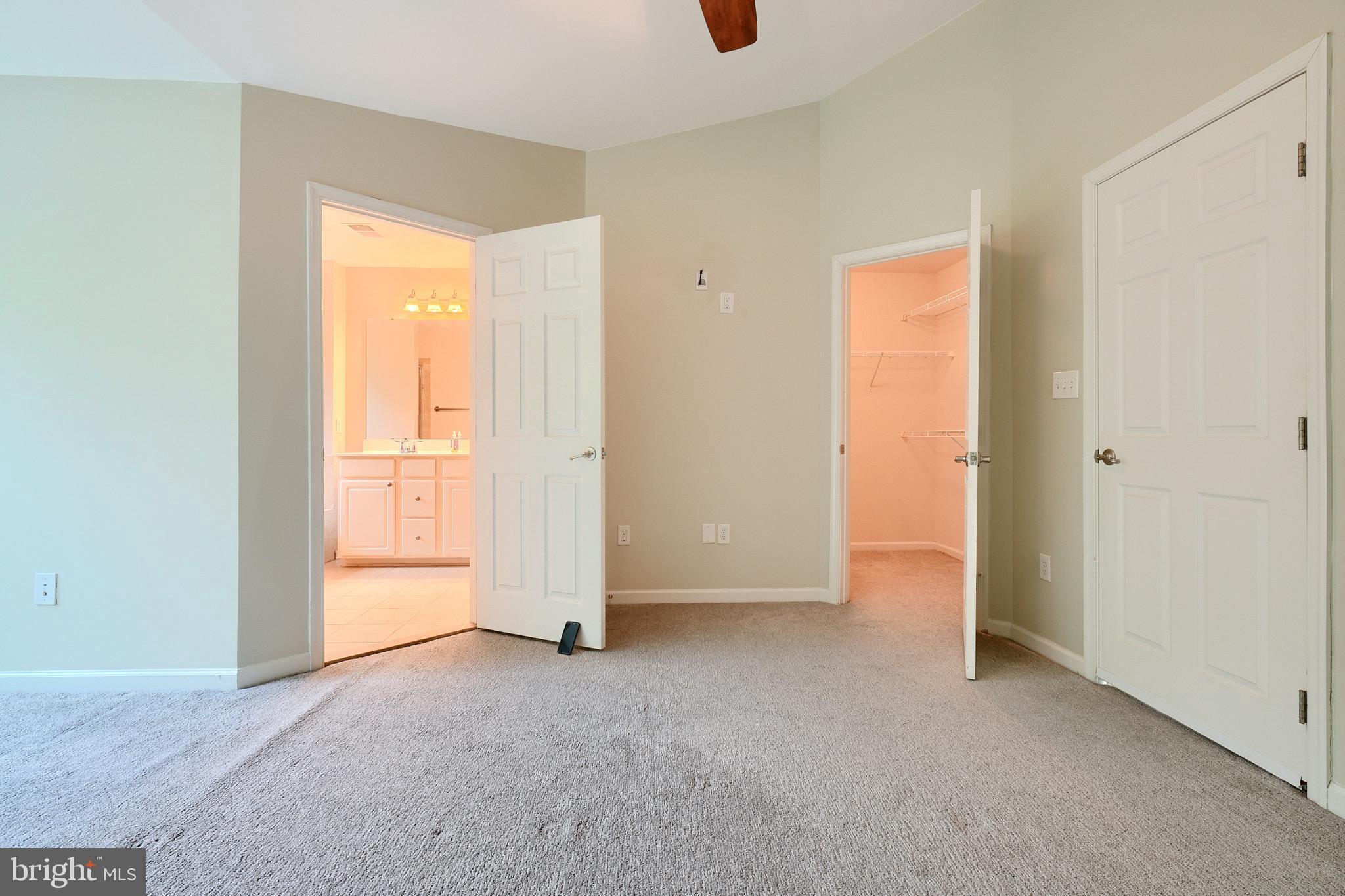 HAMMONDS OVERLOOK - Residential