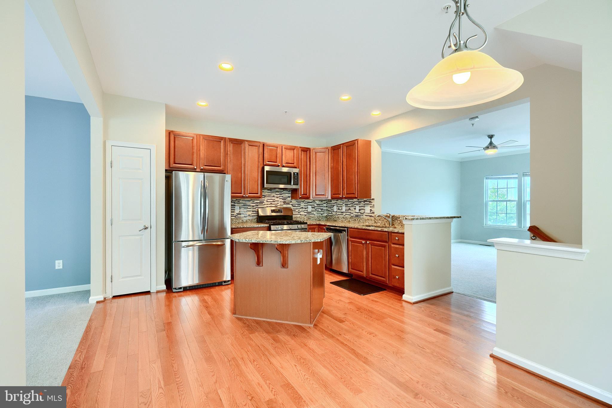 HAMMONDS OVERLOOK - Residential