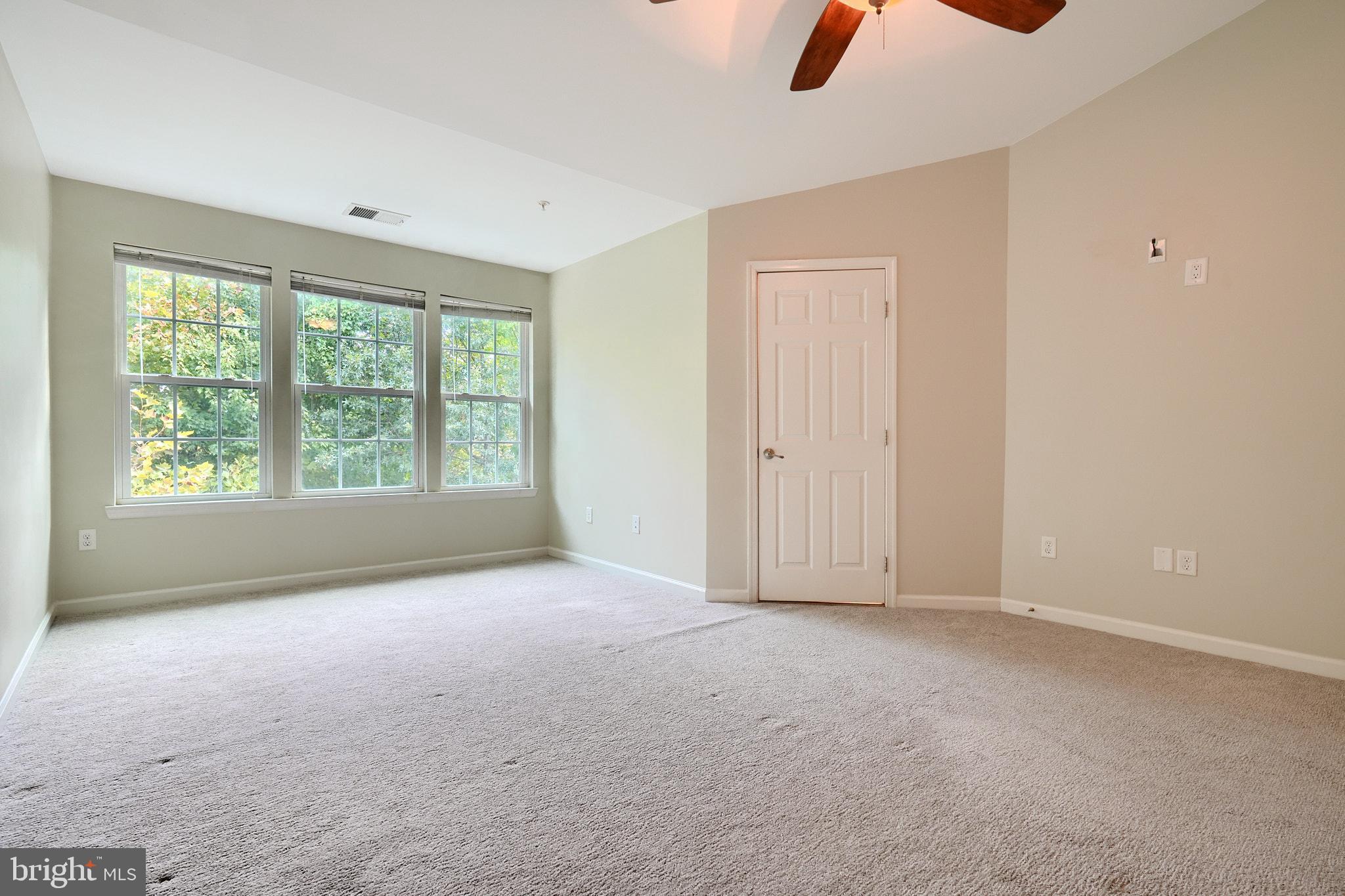 HAMMONDS OVERLOOK - Residential