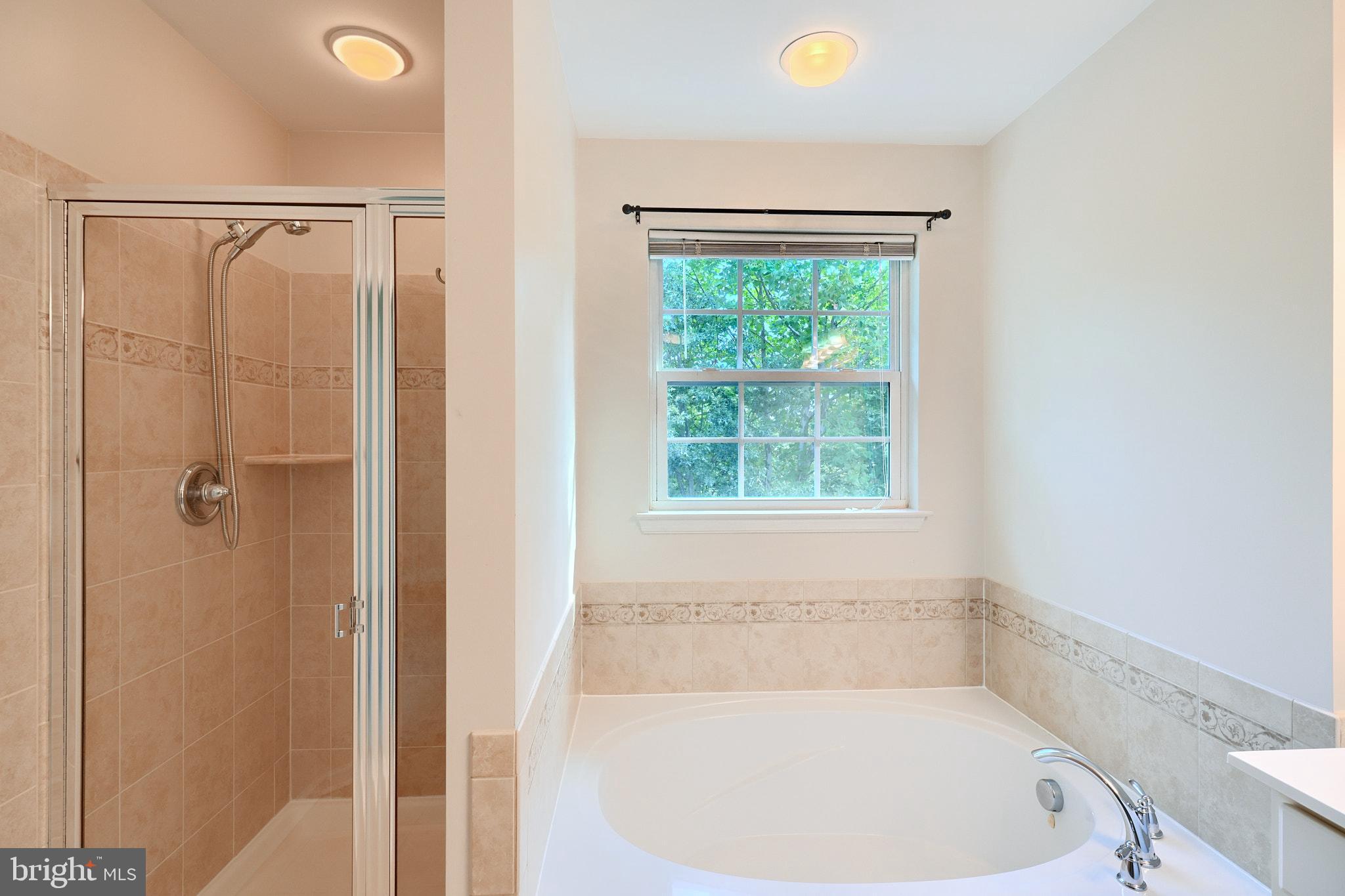 HAMMONDS OVERLOOK - Residential