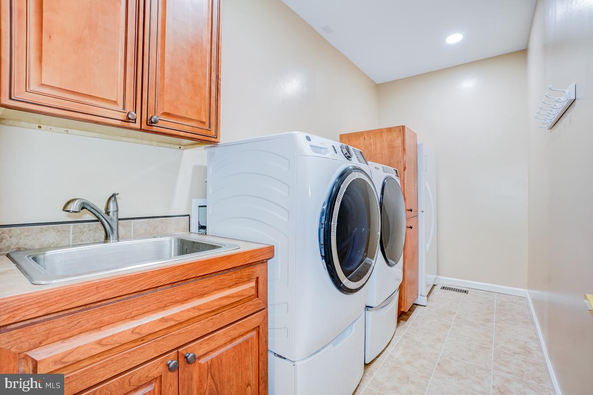 HERITAGE HUNT - Residential