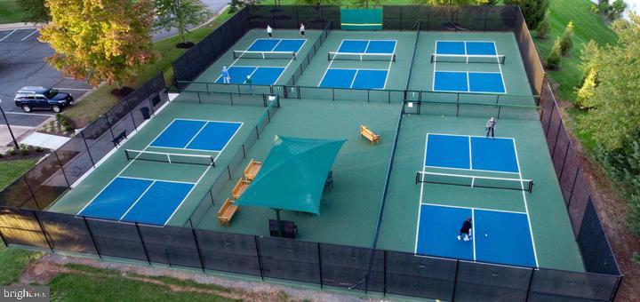 HERITAGE HUNT - Residential