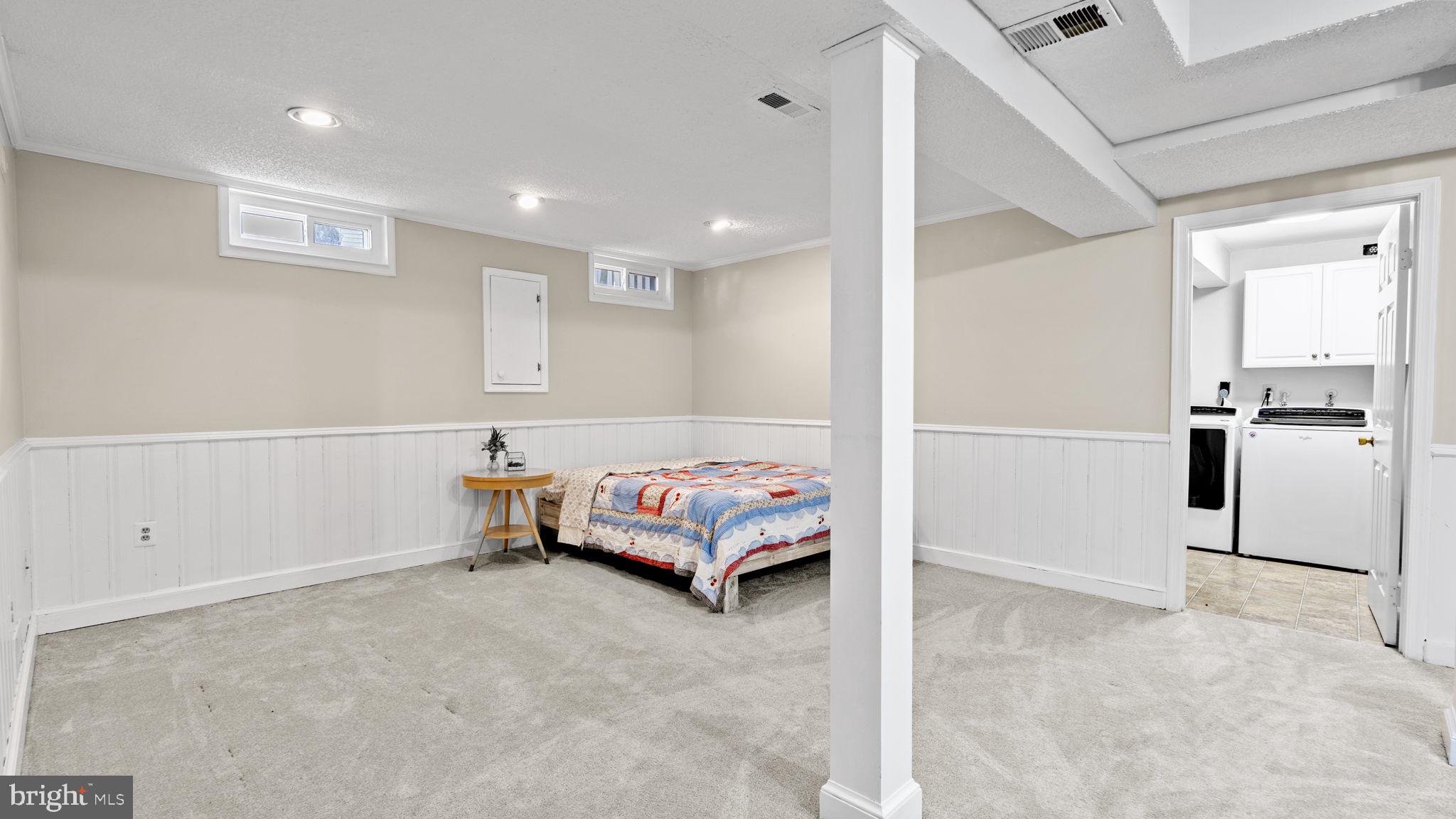 MONTCLAIR - Residential