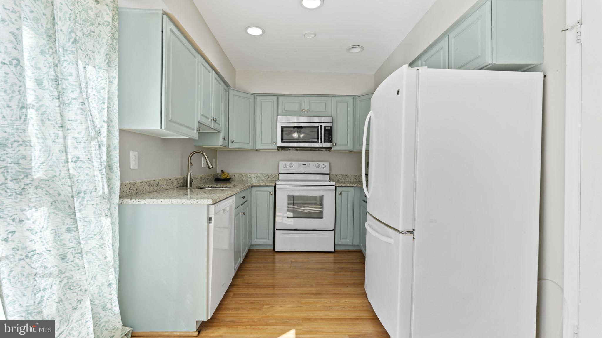 MONTCLAIR - Residential