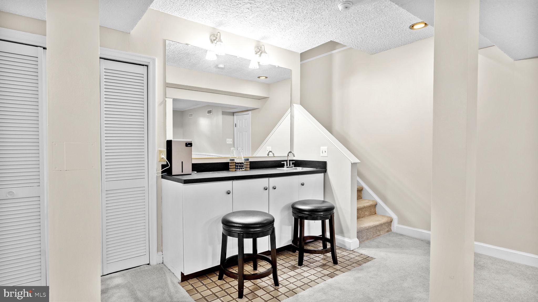 MONTCLAIR - Residential