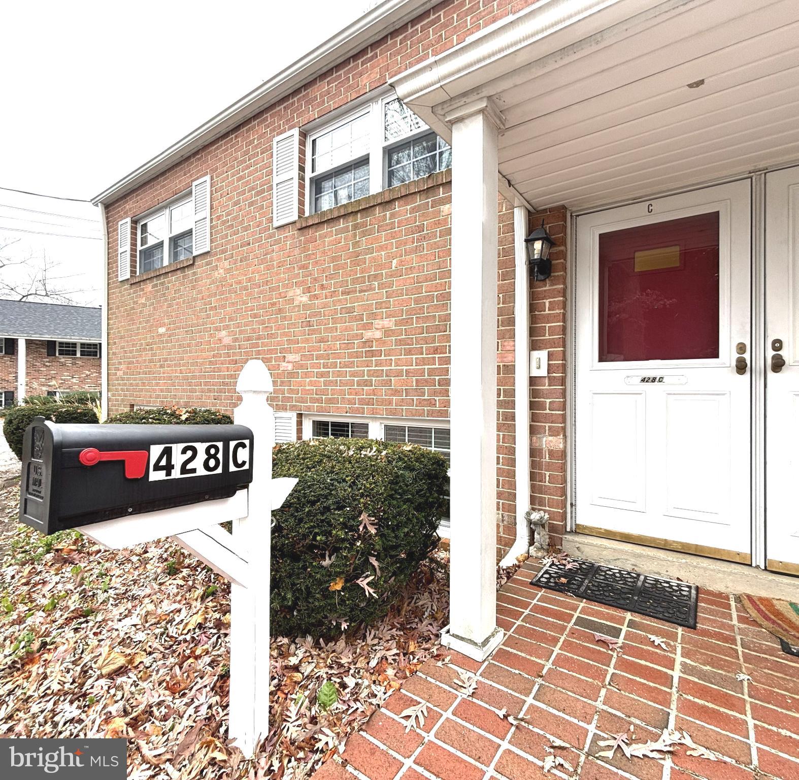 428 MONTEMAR AVENUE C