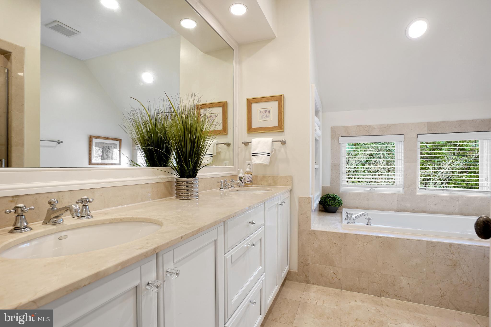 EDGEMOOR - Residential