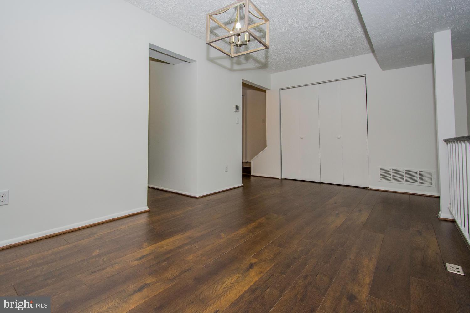 CARROLLTON MANOR - Residential