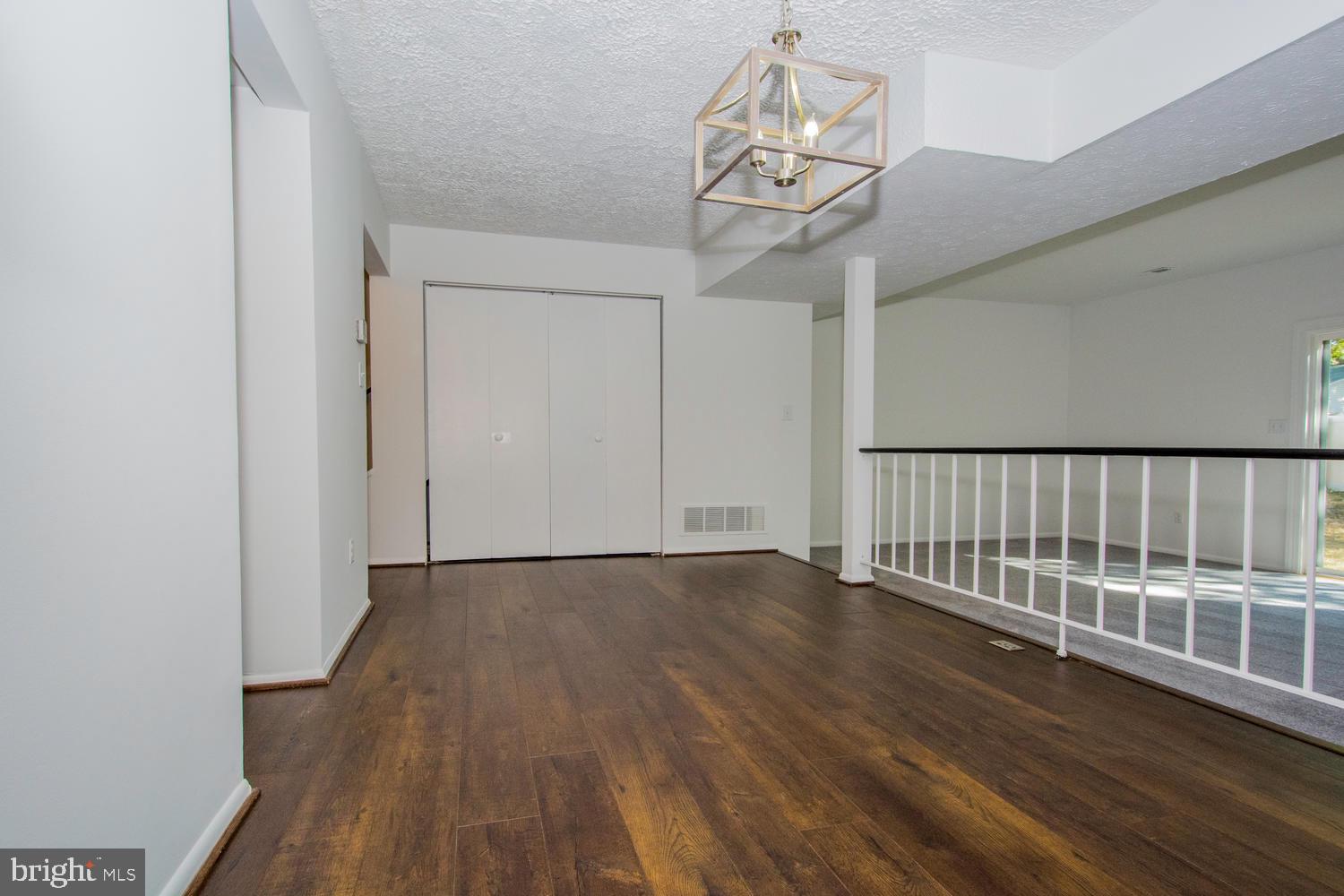 CARROLLTON MANOR - Residential