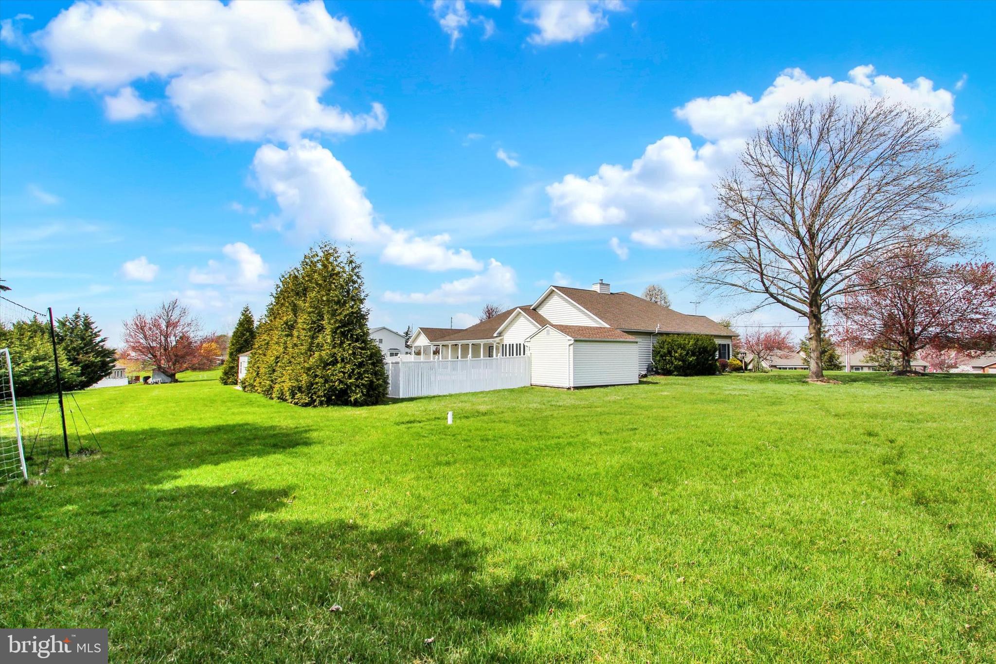 SOUTH POINTE - Residential