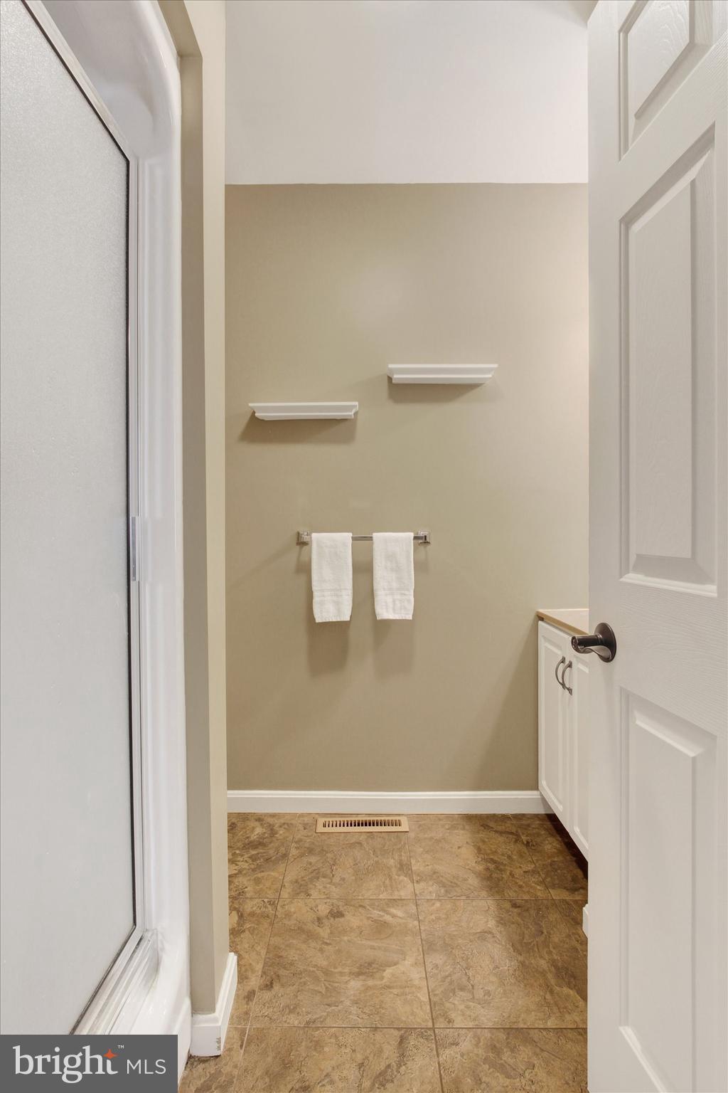 SOUTH POINTE - Residential