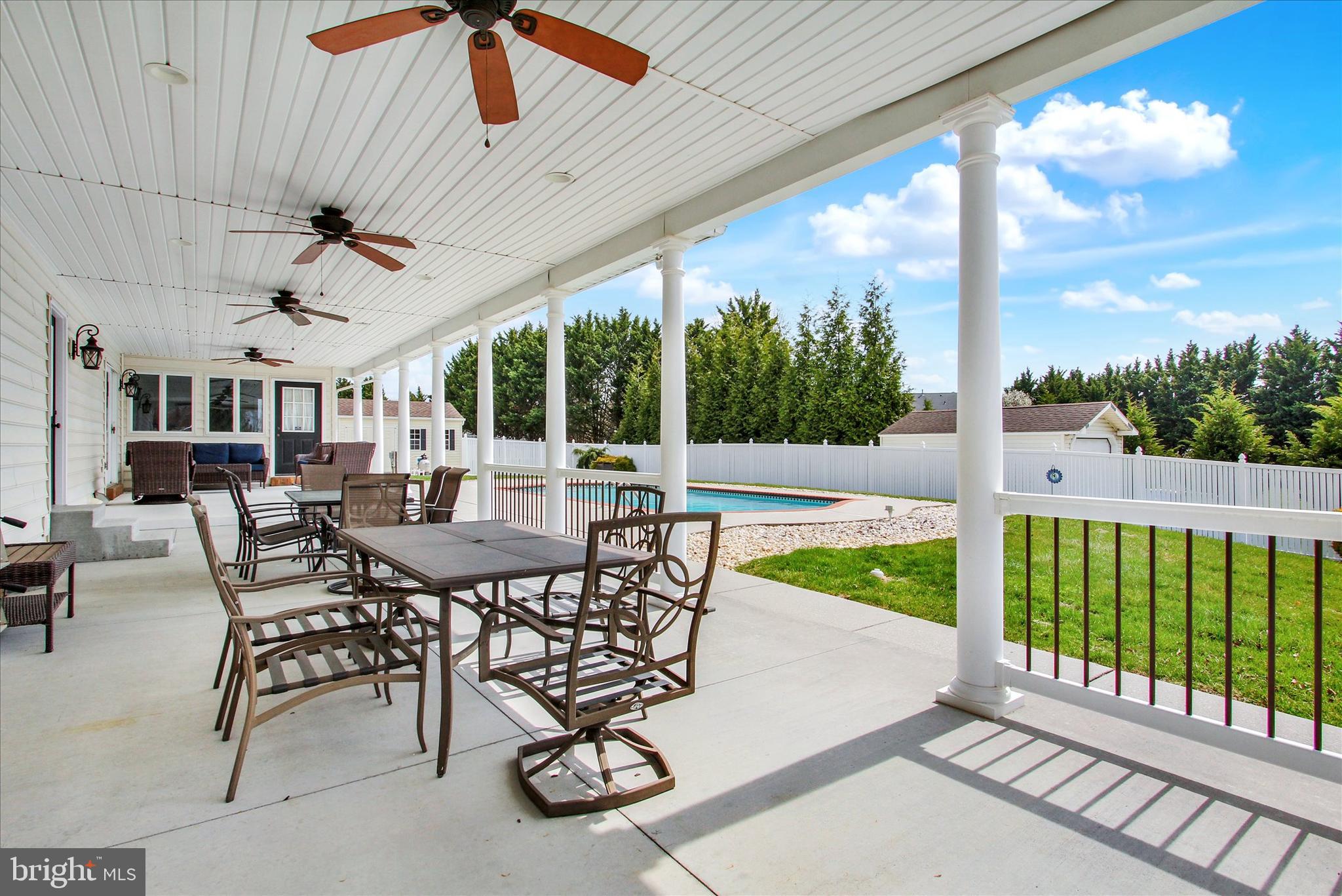 SOUTH POINTE - Residential