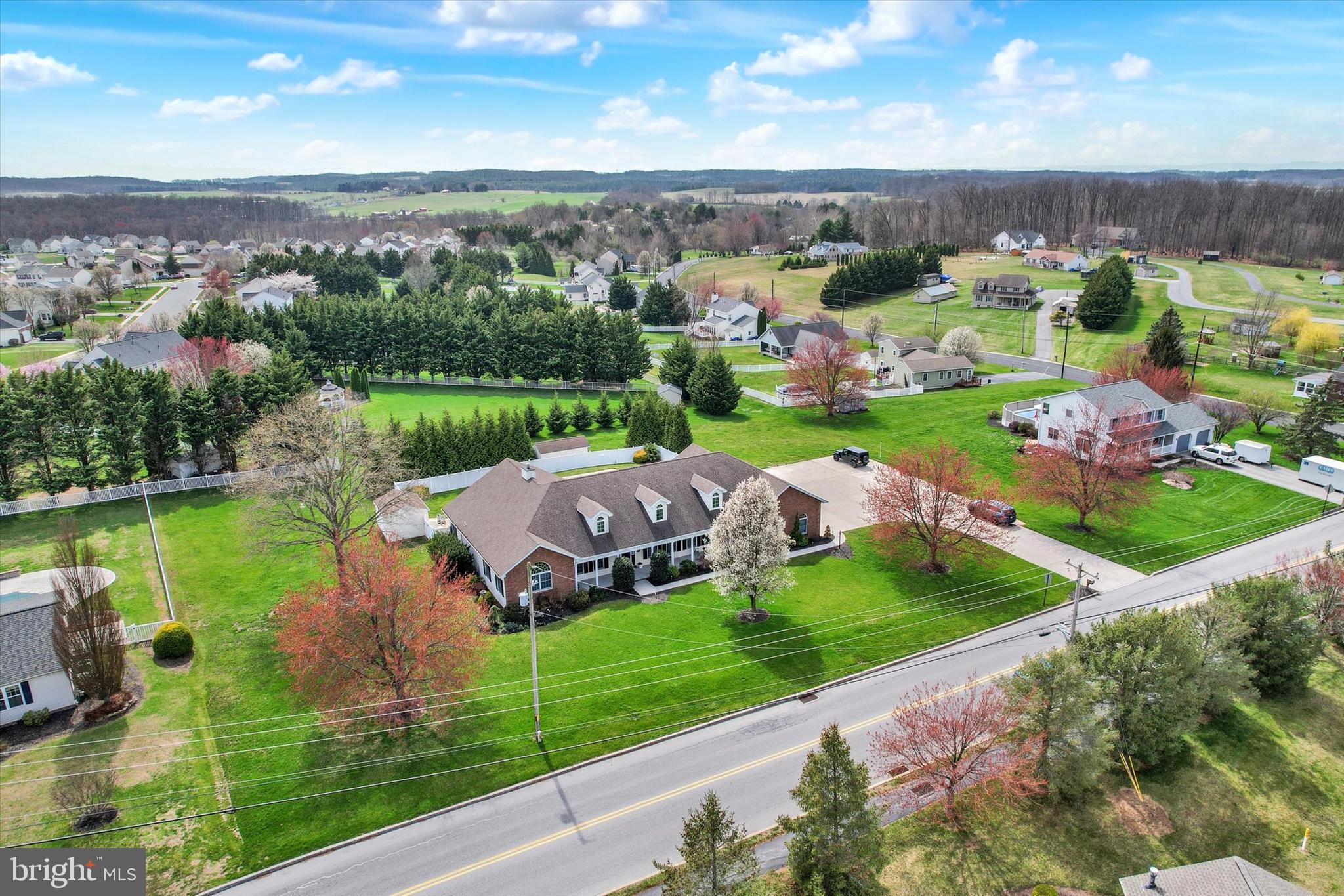 SOUTH POINTE - Residential