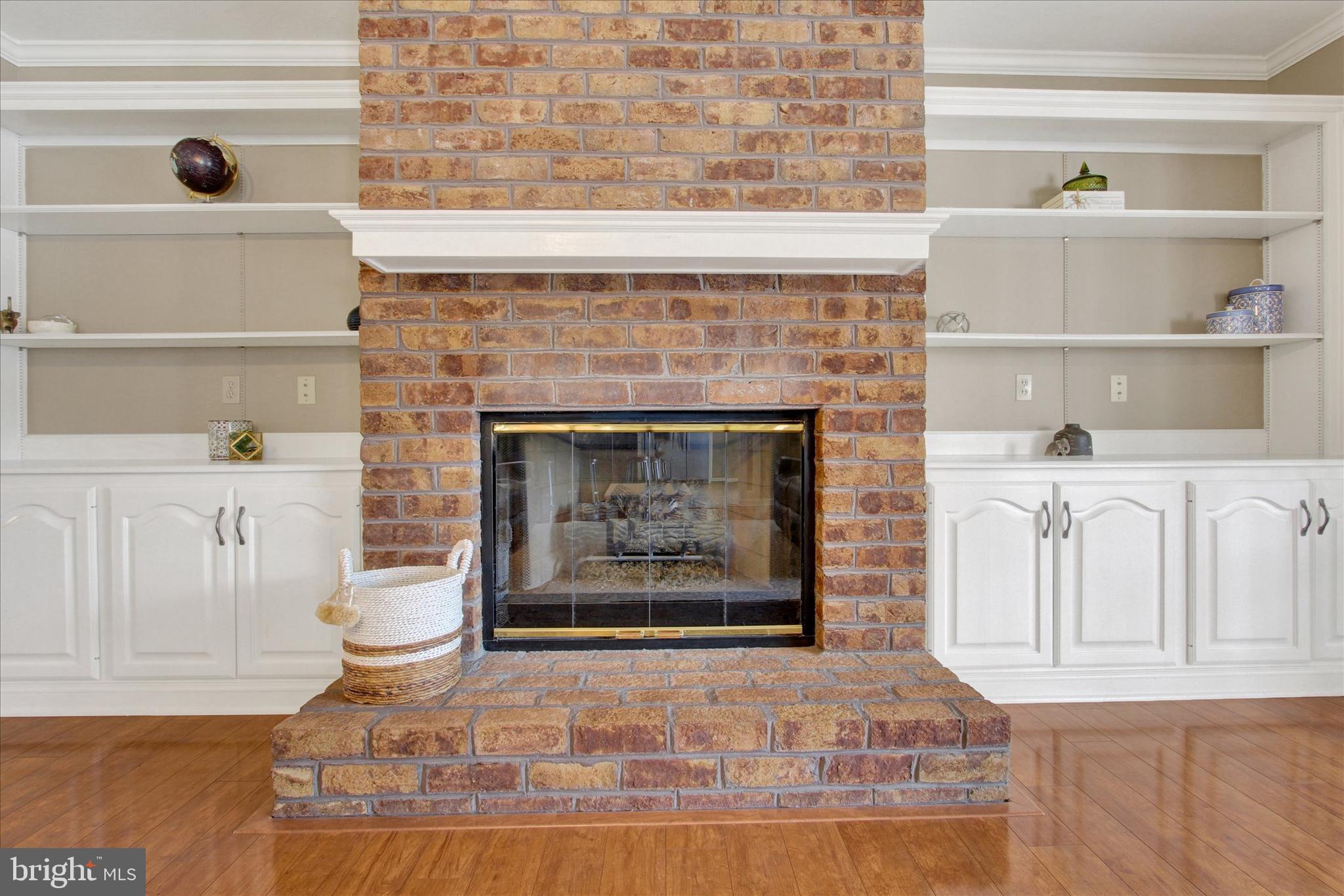 SOUTH POINTE - Residential