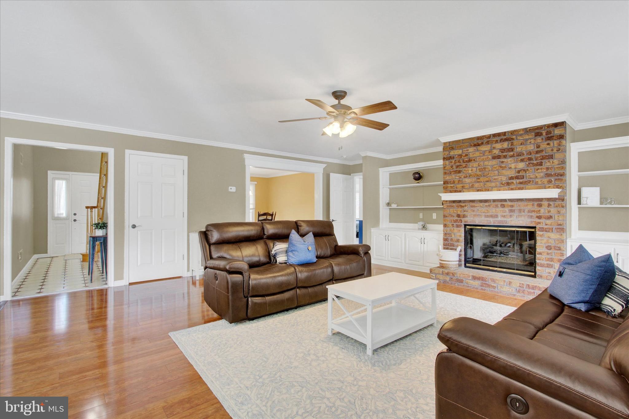 SOUTH POINTE - Residential