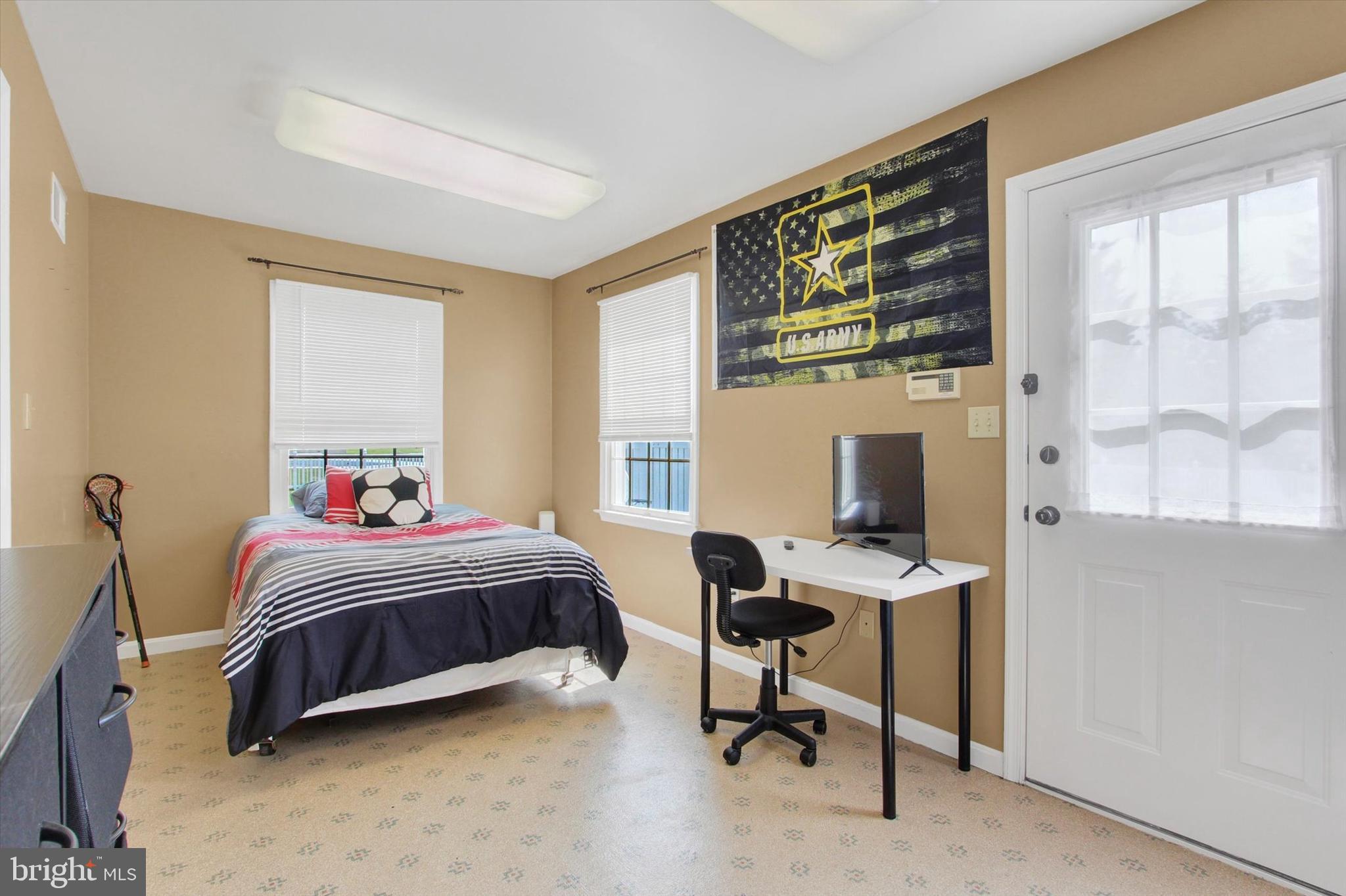 SOUTH POINTE - Residential