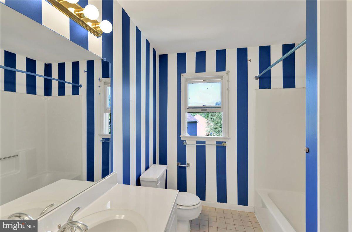 COLONY HILL - Residential