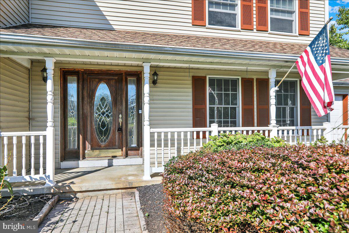 COLONY HILL - Residential