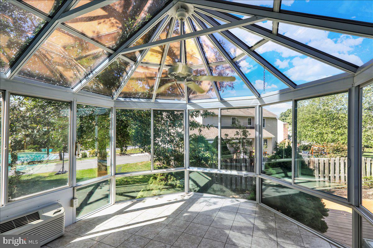 COLONY HILL - Residential