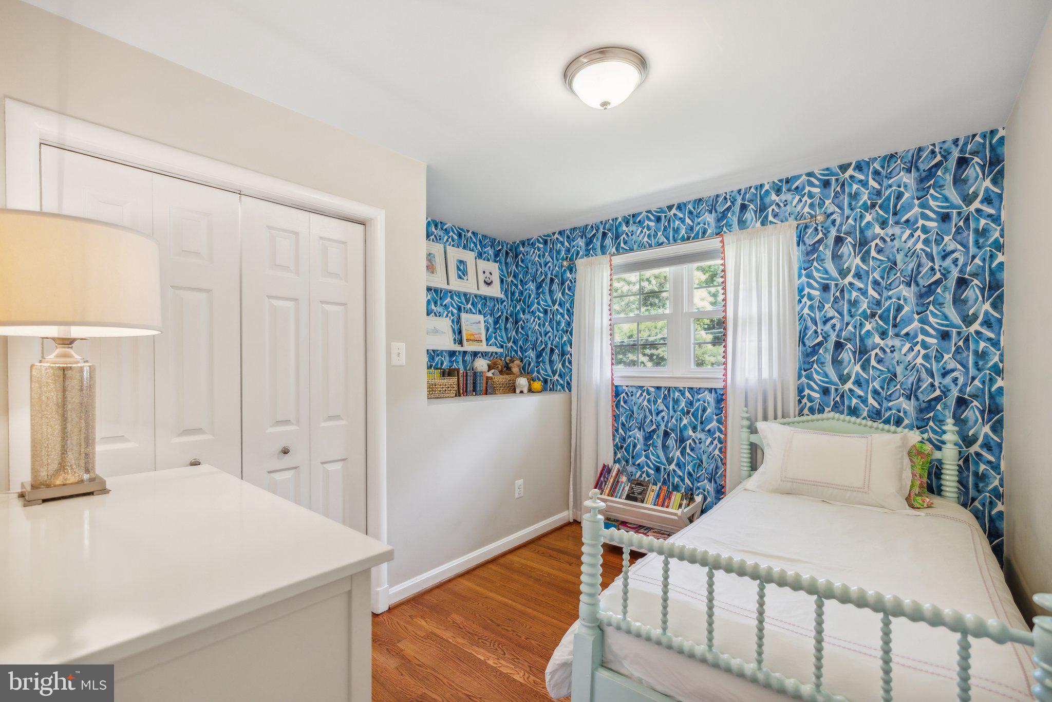 SLEEPY HOLLOW MANOR - Residential