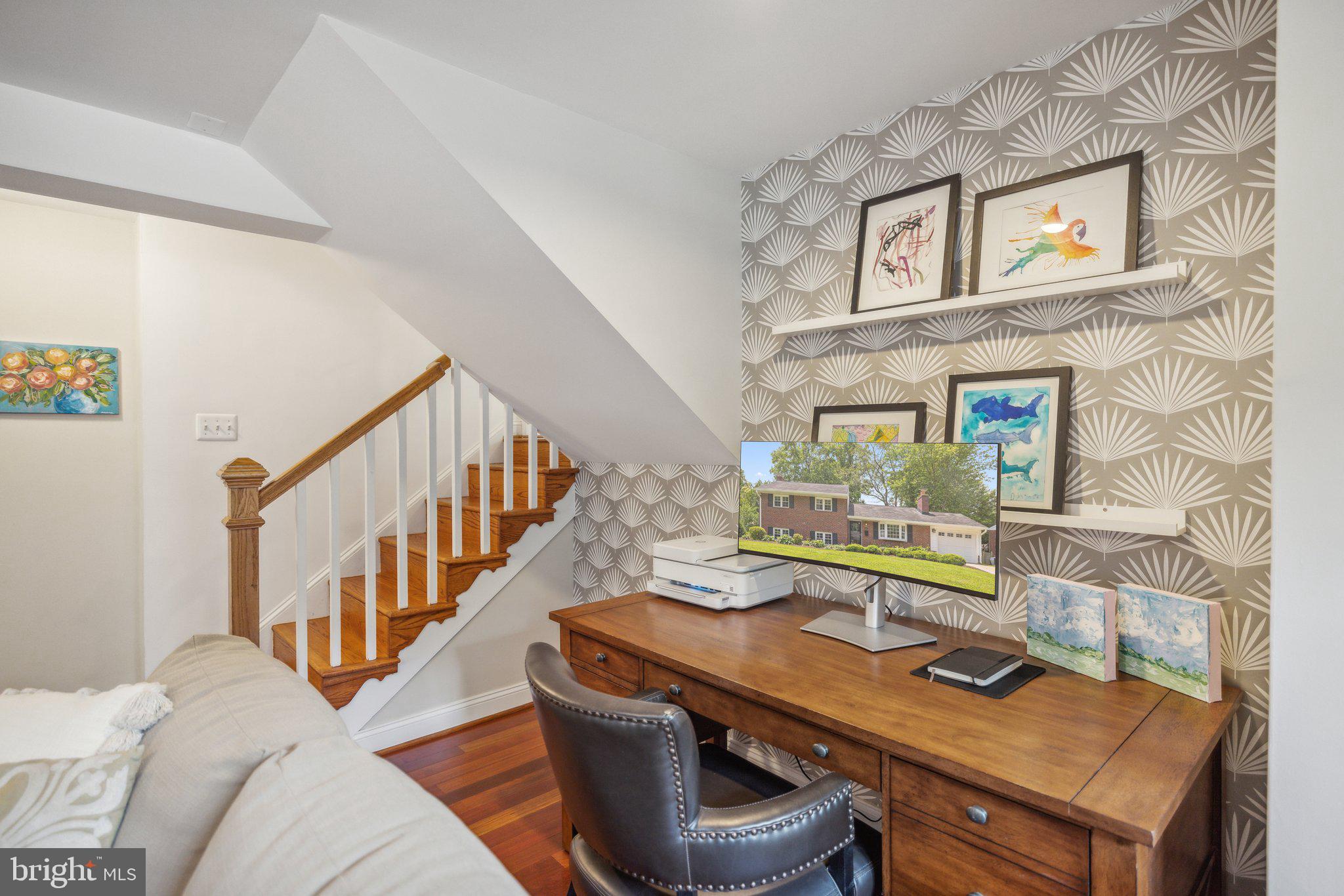 SLEEPY HOLLOW MANOR - Residential