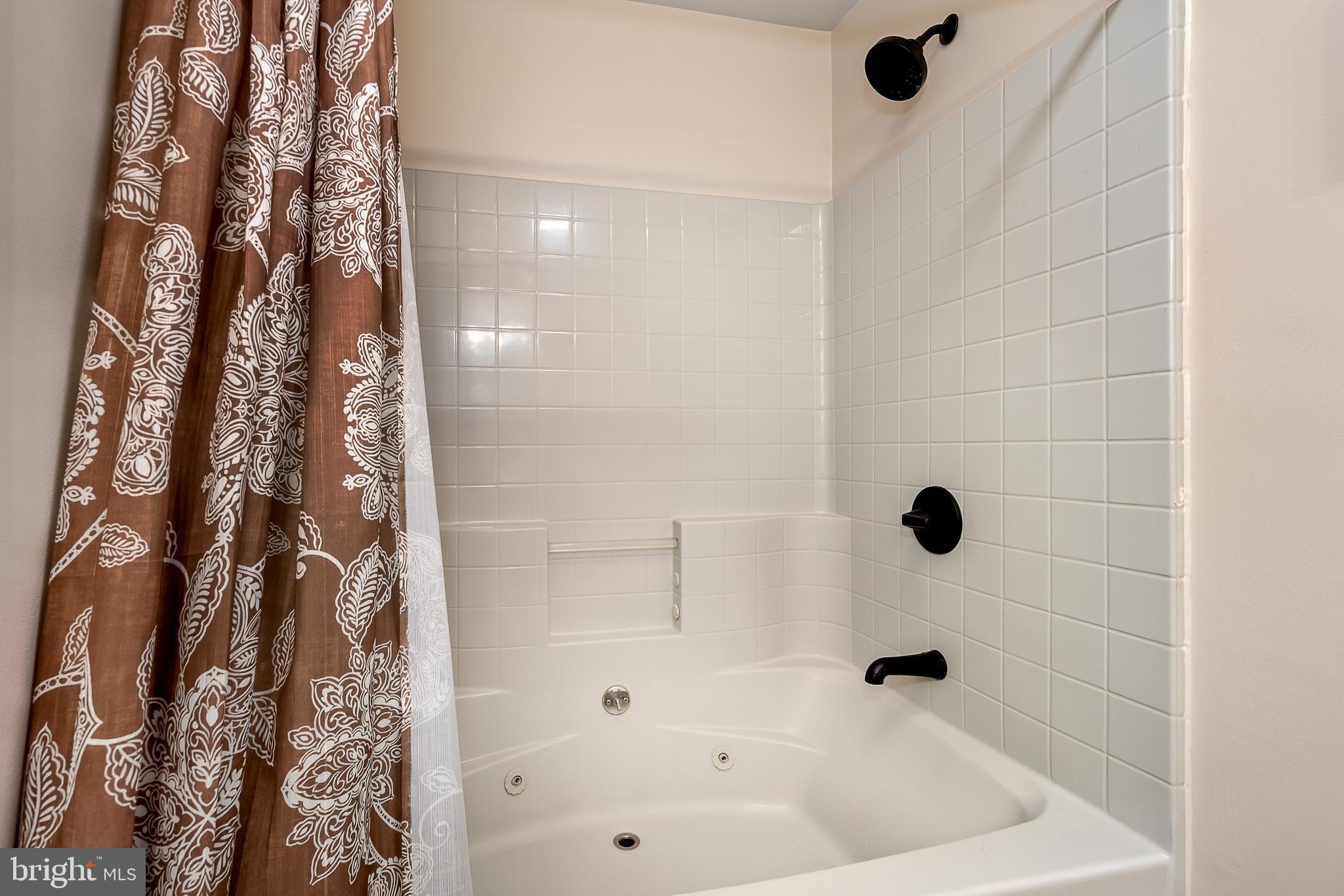 SOUTHERN PINES - Residential