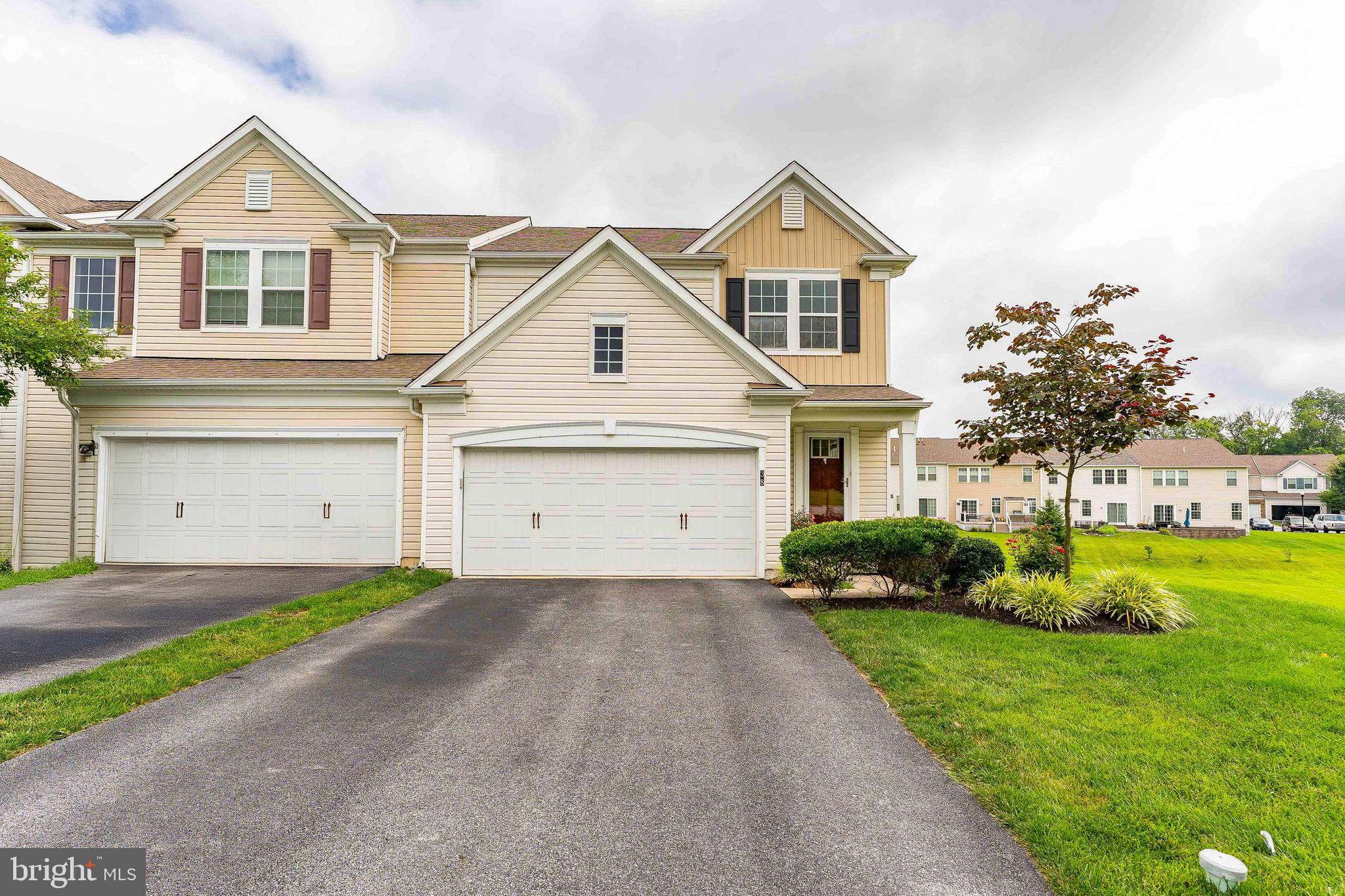 38 CLEMENT COURT