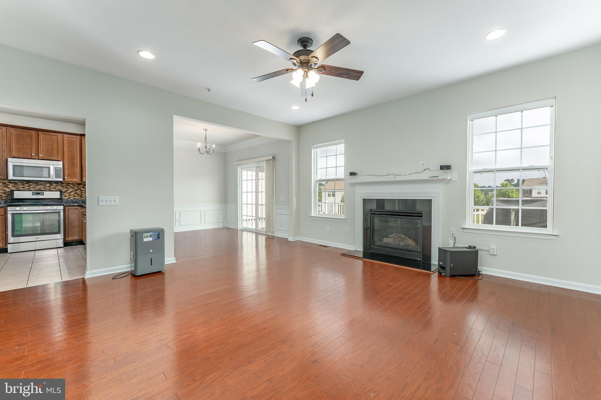 38 CLEMENT COURT