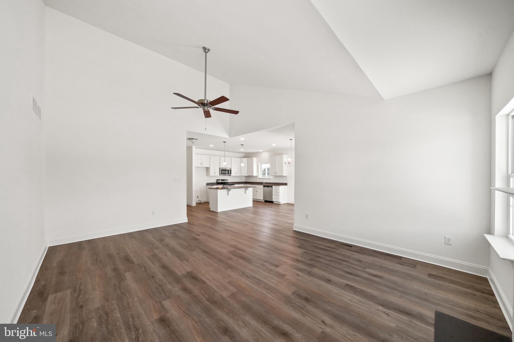 VILLAGE OF EASTRIDGE - Residential