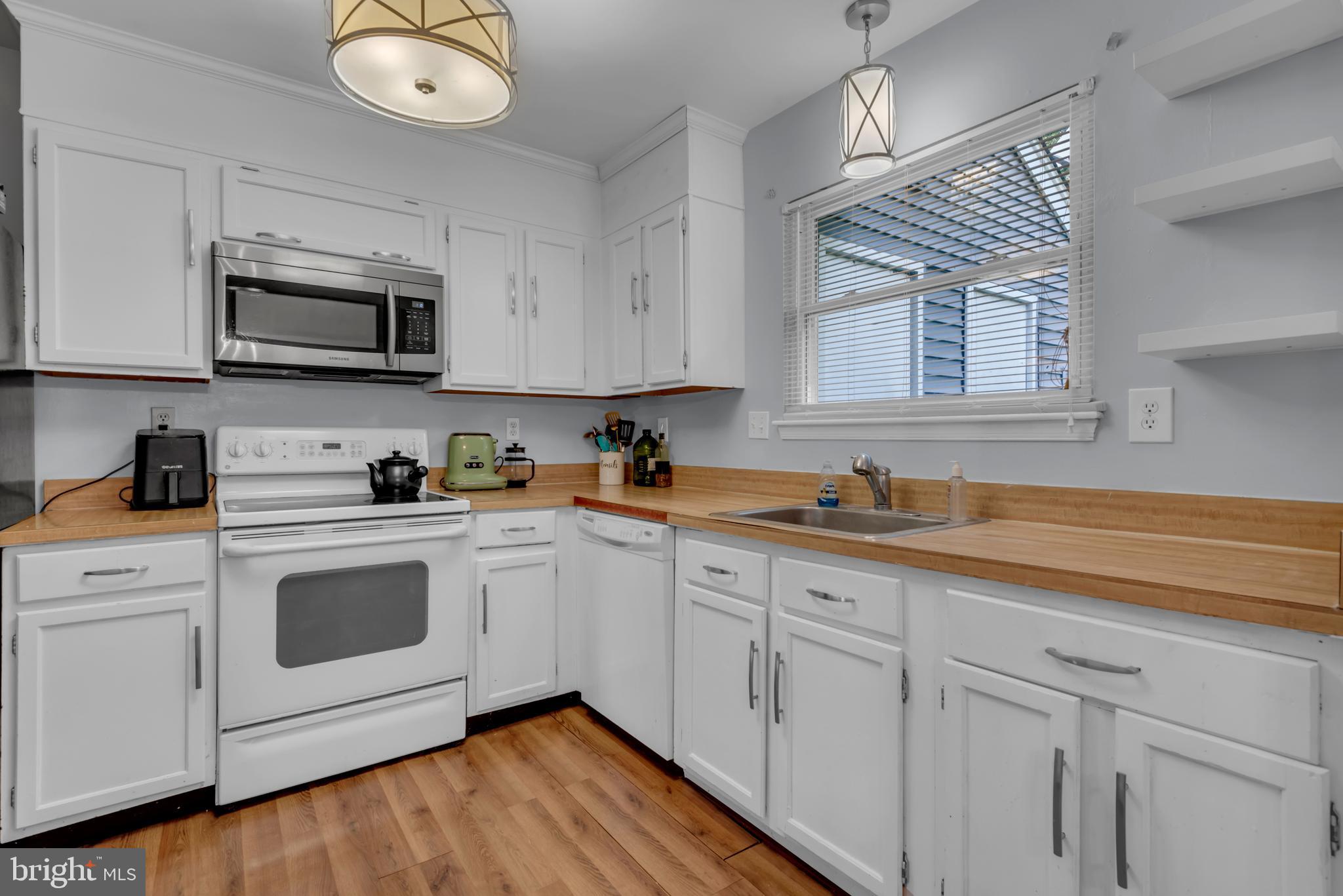 3102 GIDEON COURT