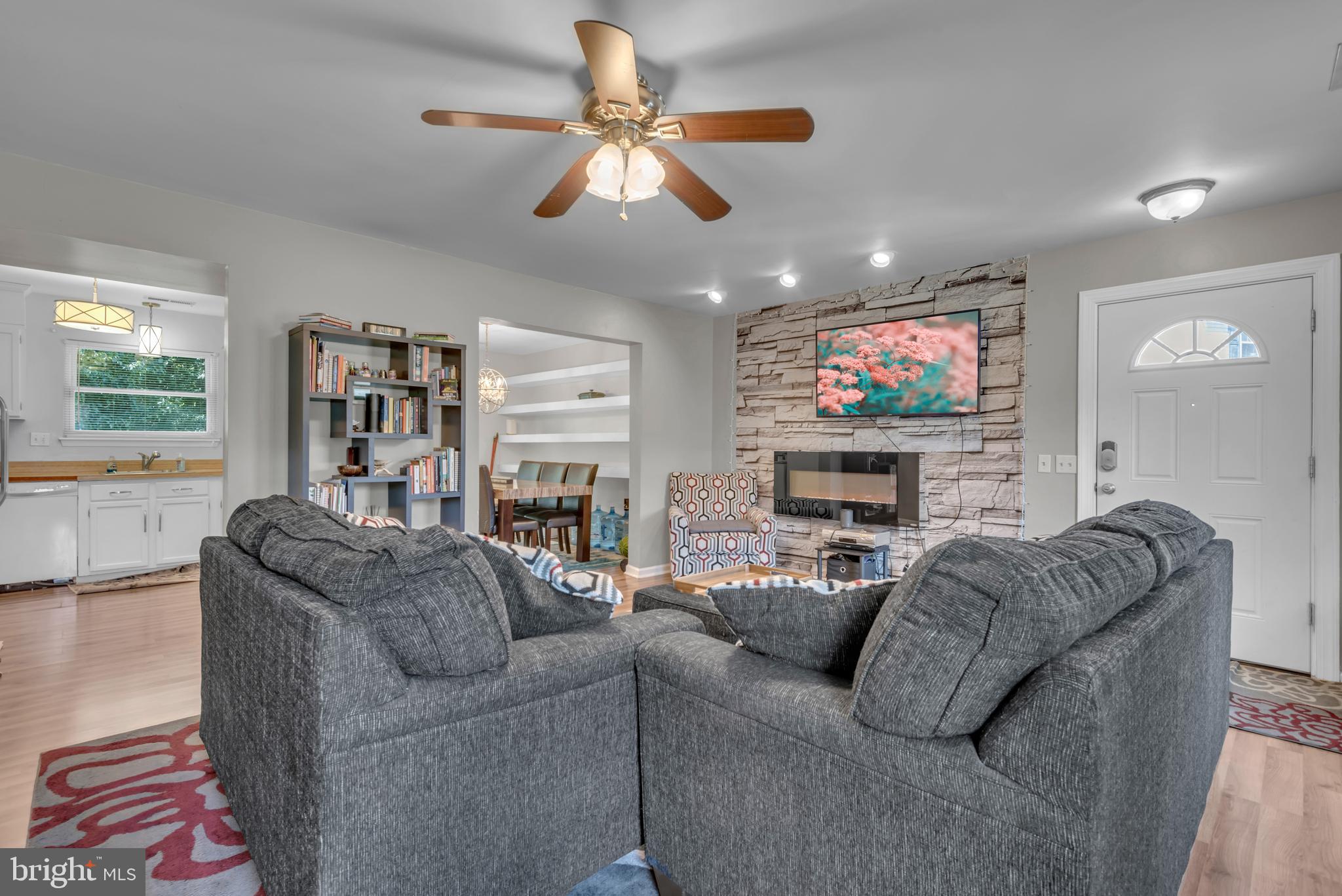 3102 GIDEON COURT