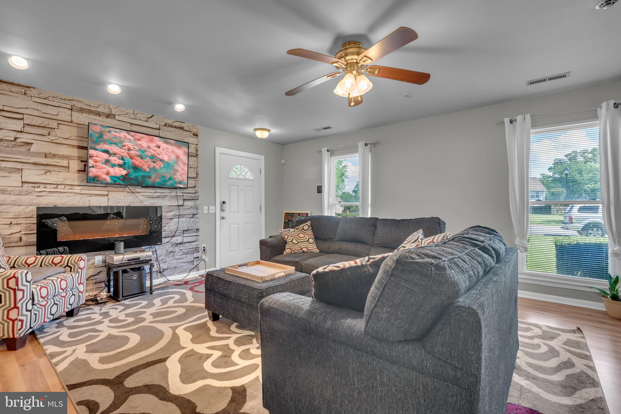 3102 GIDEON COURT