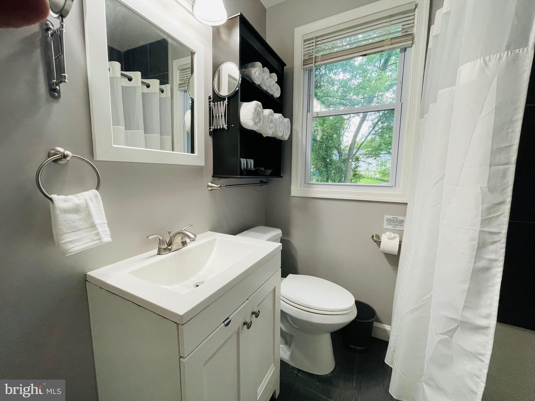 GLENMONT VILLAGE - Residential