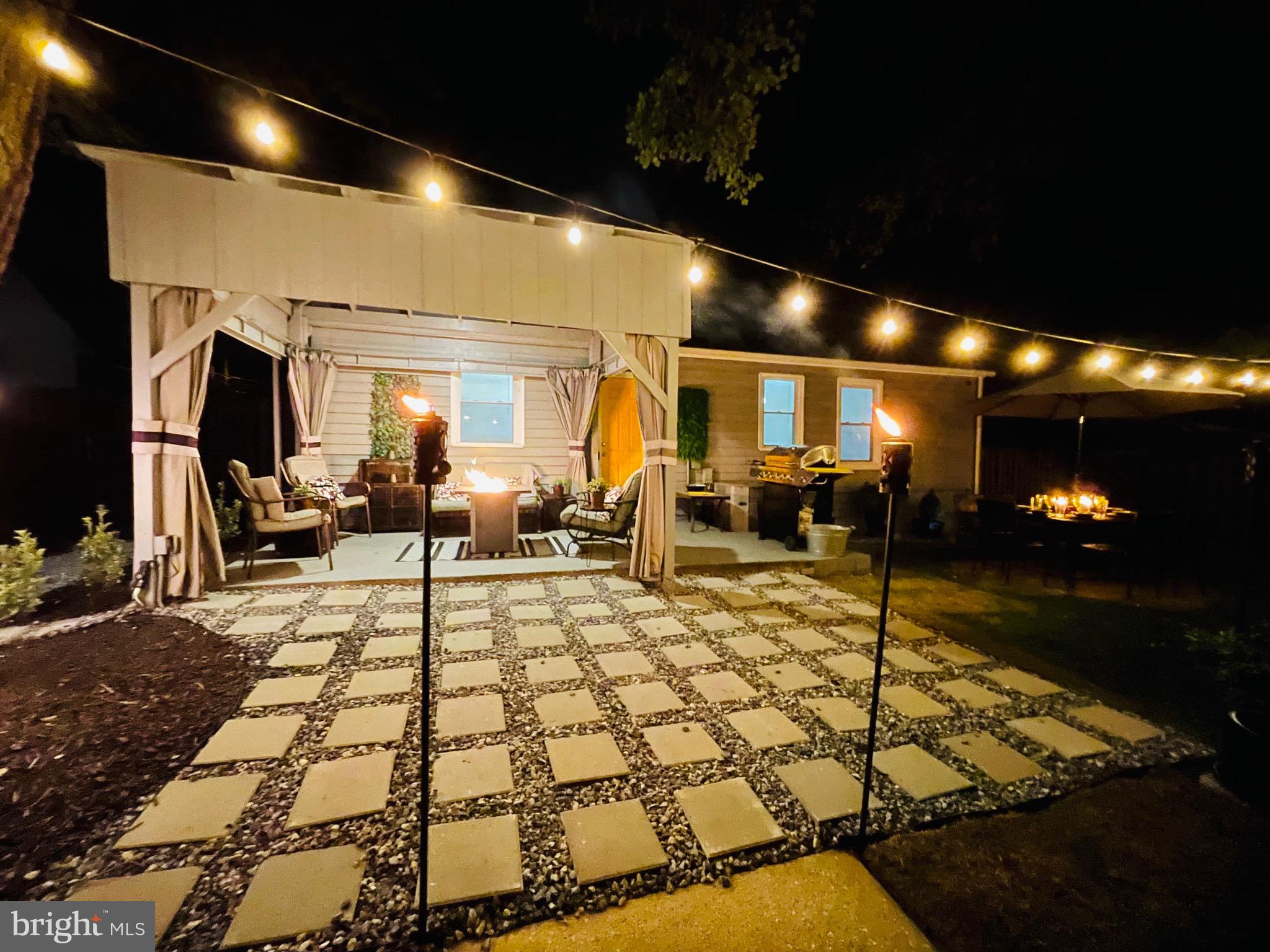 GLENMONT VILLAGE - Residential