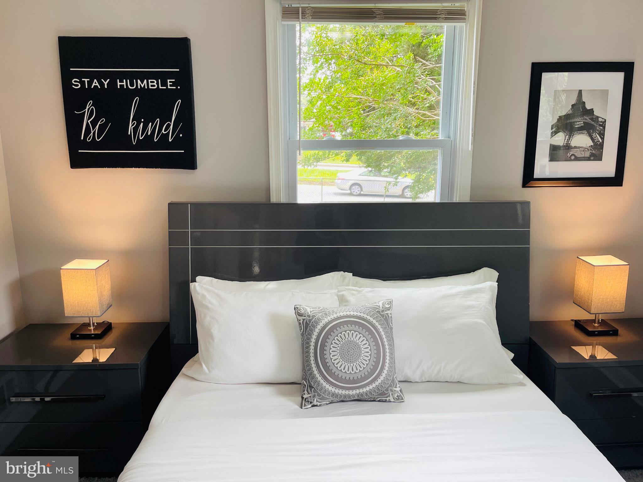 GLENMONT VILLAGE - Residential