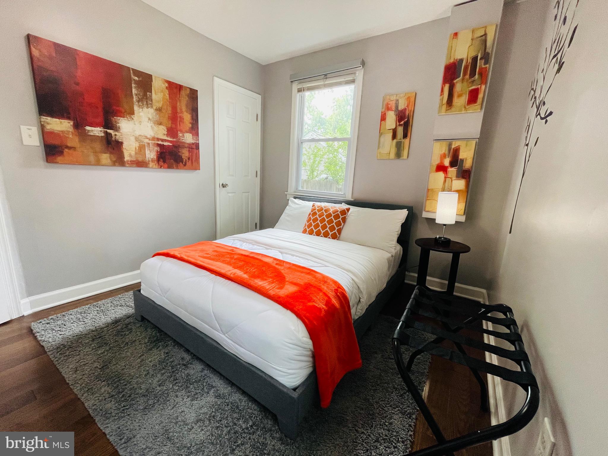 GLENMONT VILLAGE - Residential