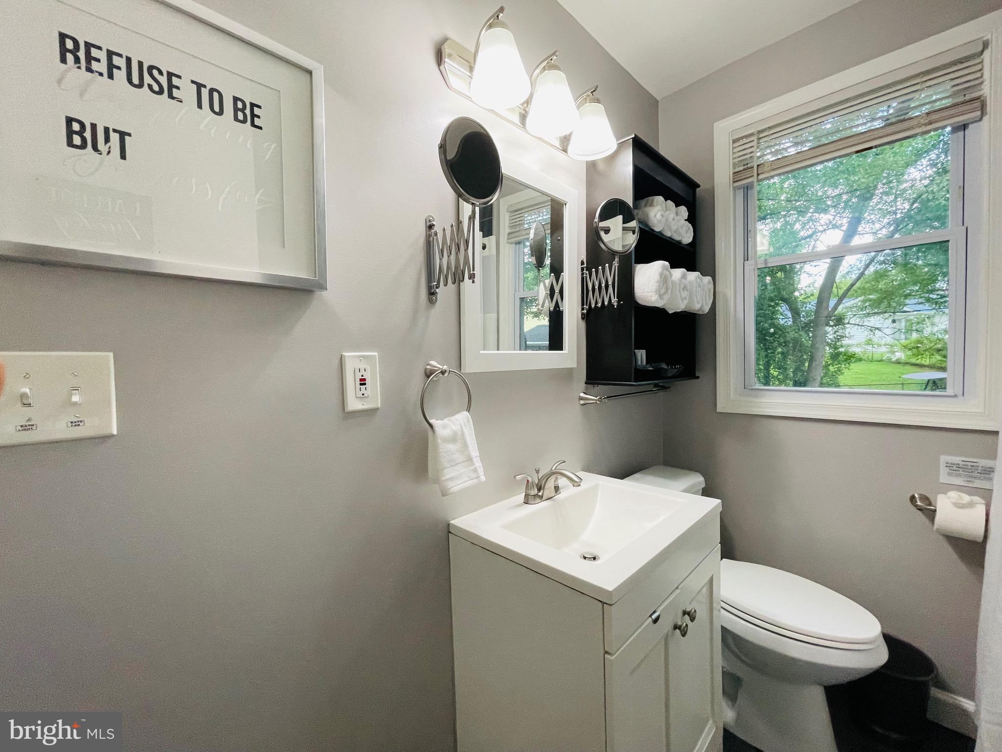 GLENMONT VILLAGE - Residential