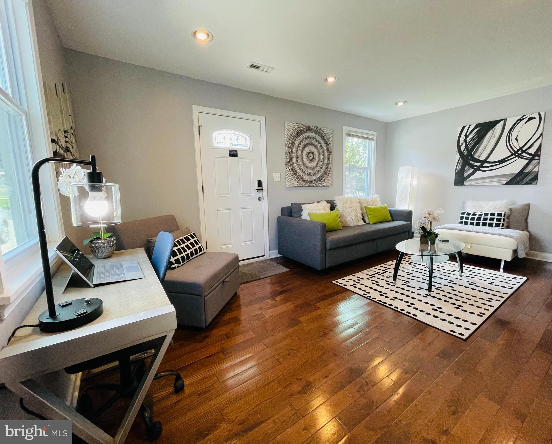 GLENMONT VILLAGE - Residential