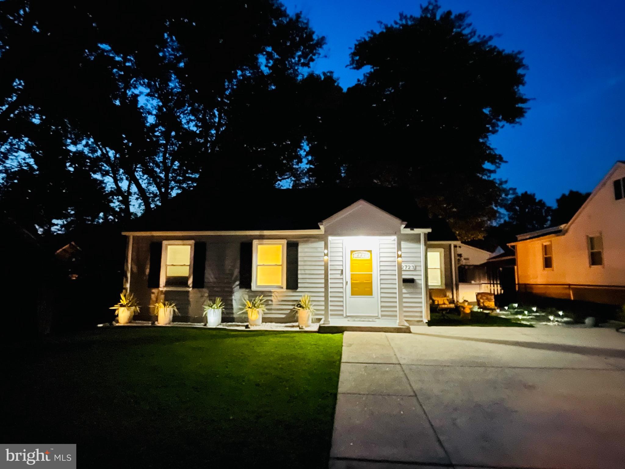 GLENMONT VILLAGE - Residential