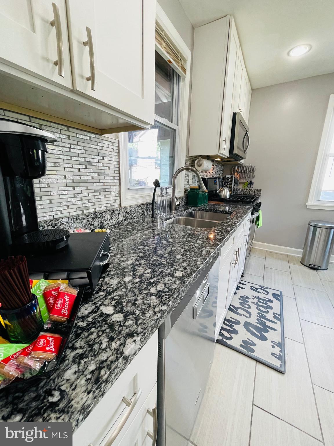 GLENMONT VILLAGE - Residential