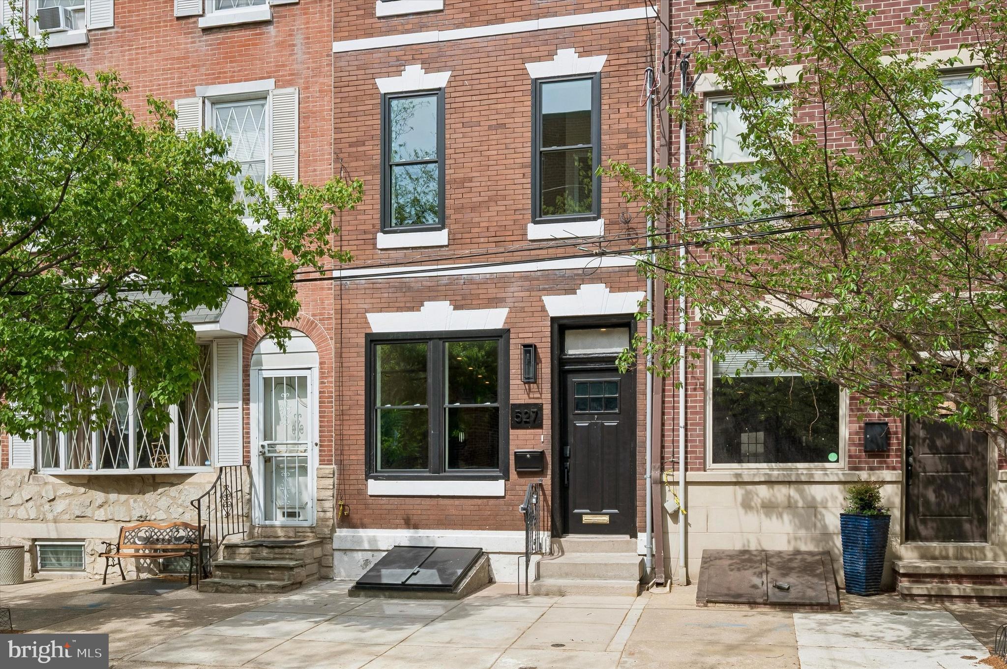 527 CHRISTIAN STREET