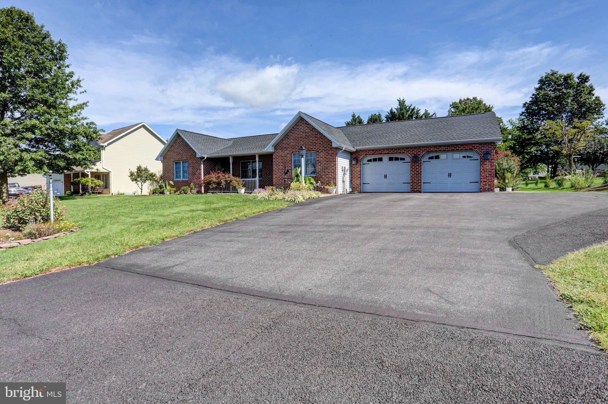 313 BRADLEY LANE