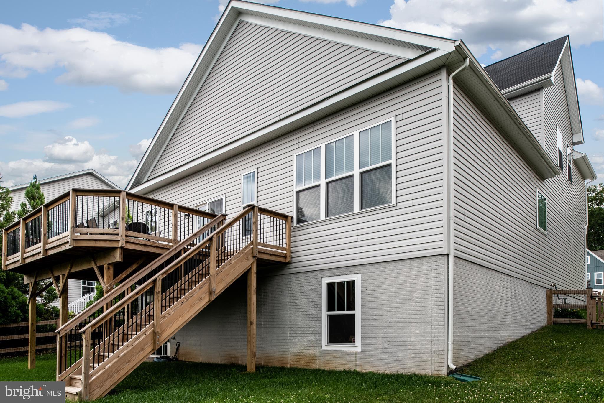 AVONDALE ESTATES - Residential