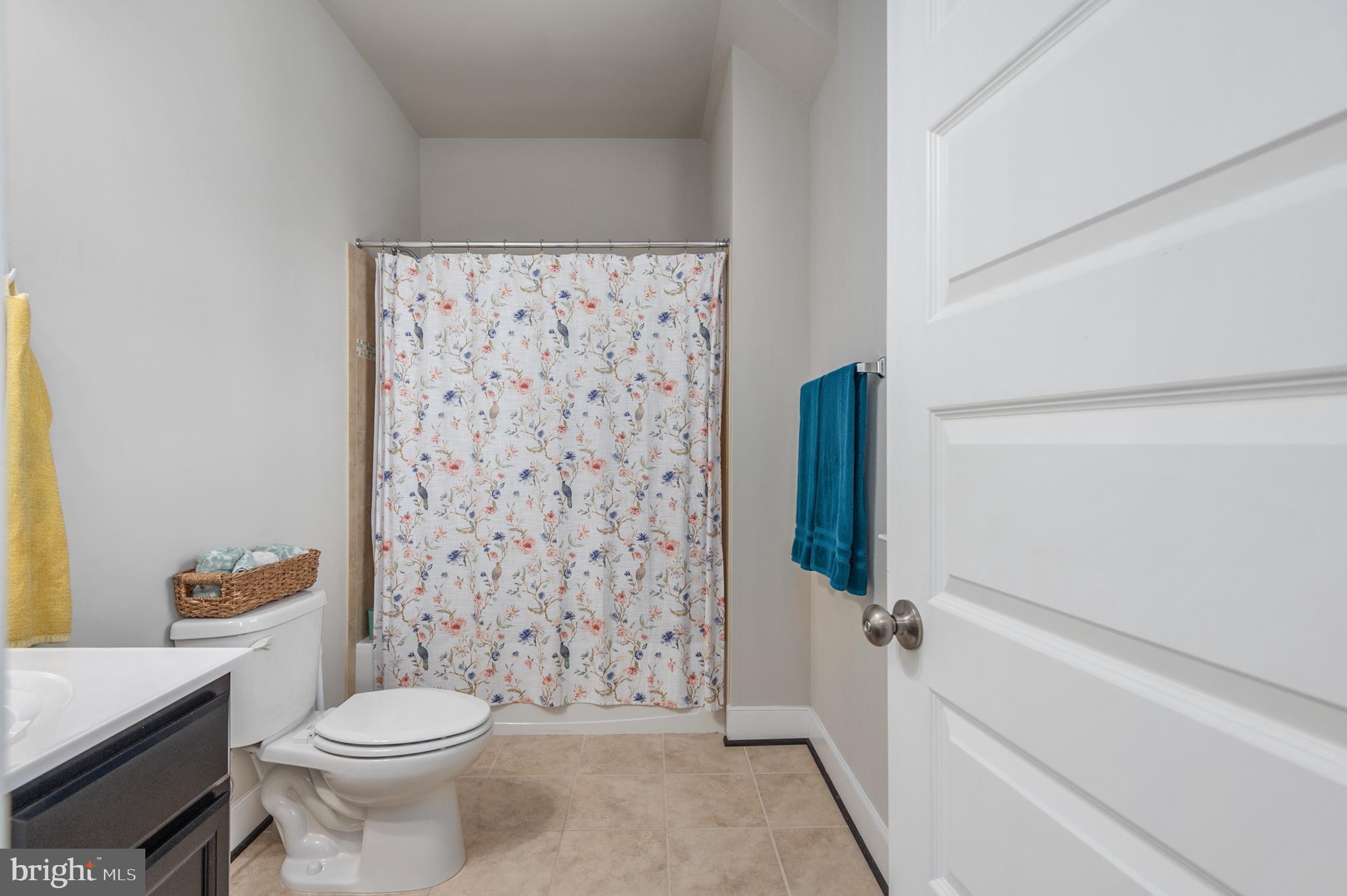 AVONDALE ESTATES - Residential